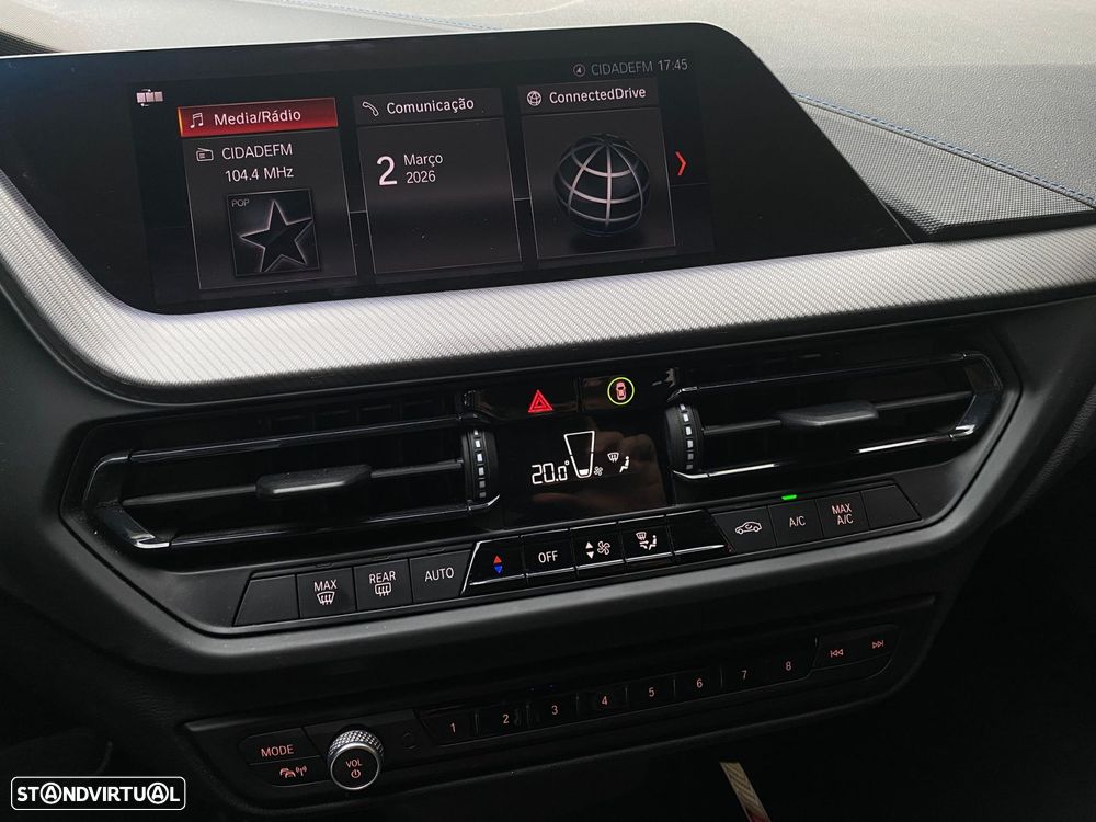 BMW 118 i Pack Desportivo M Auto - 21