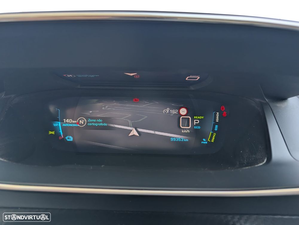 Peugeot e-2008 Allure Pack - 17