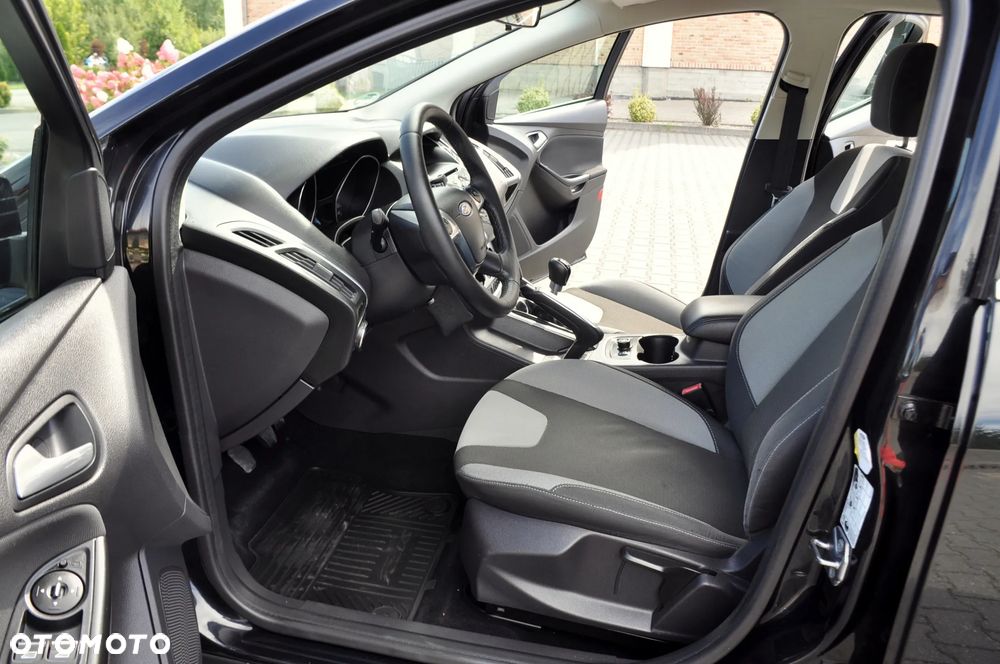 Ford Focus 1.6 EcoBoost Titanium - 21