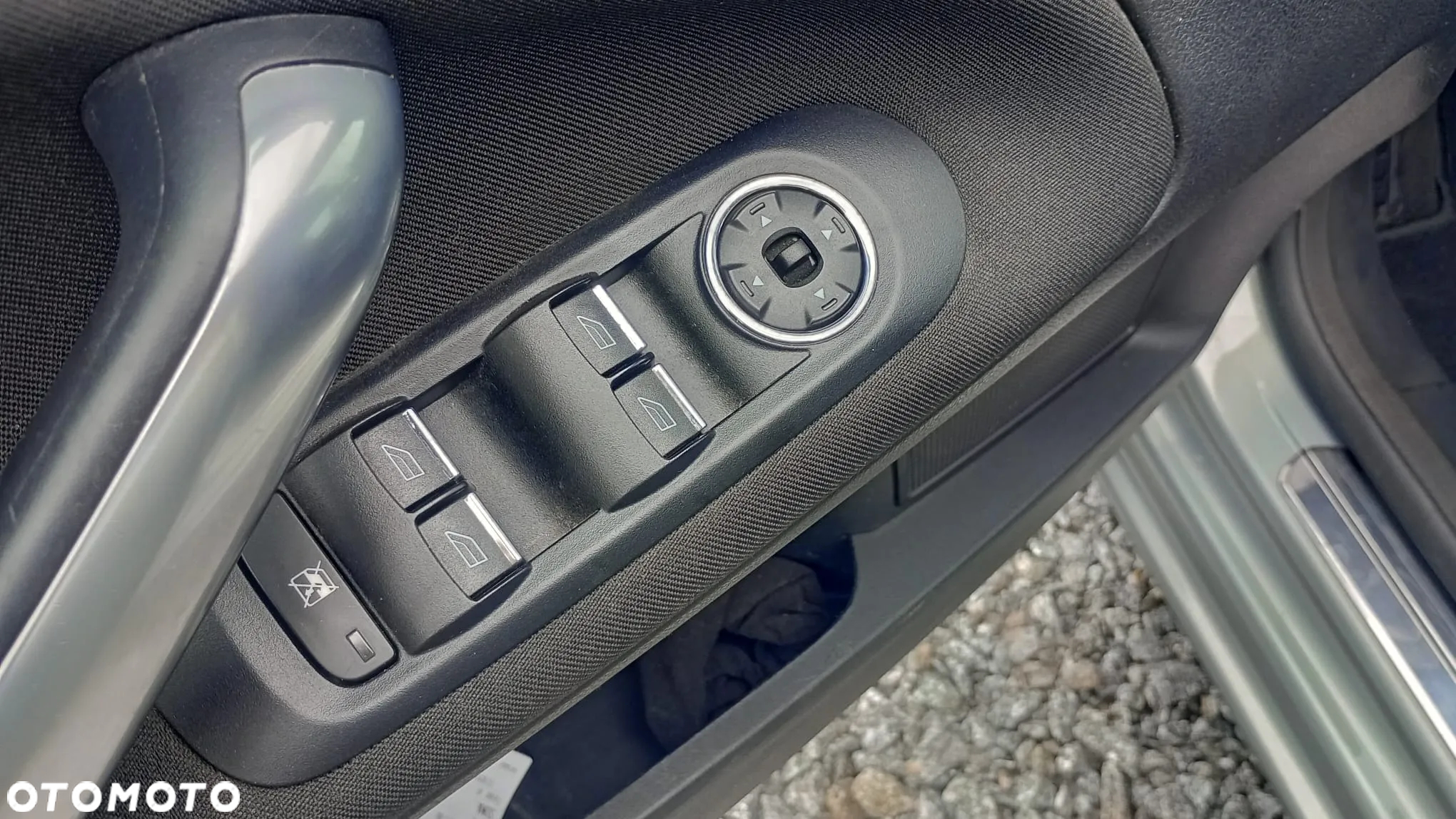 Ford Mondeo Turnier 2.0 TDCi Trend - 14
