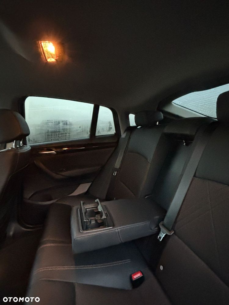 BMW X4 xDrive20i xLine - 15