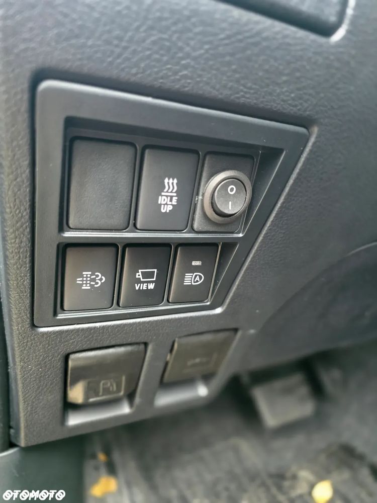 Toyota Hilux 2.8 D-4D Double Cab SR5+ 4x4 - 33