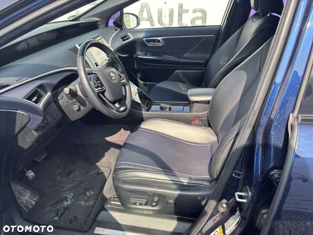 Toyota Mirai - 15