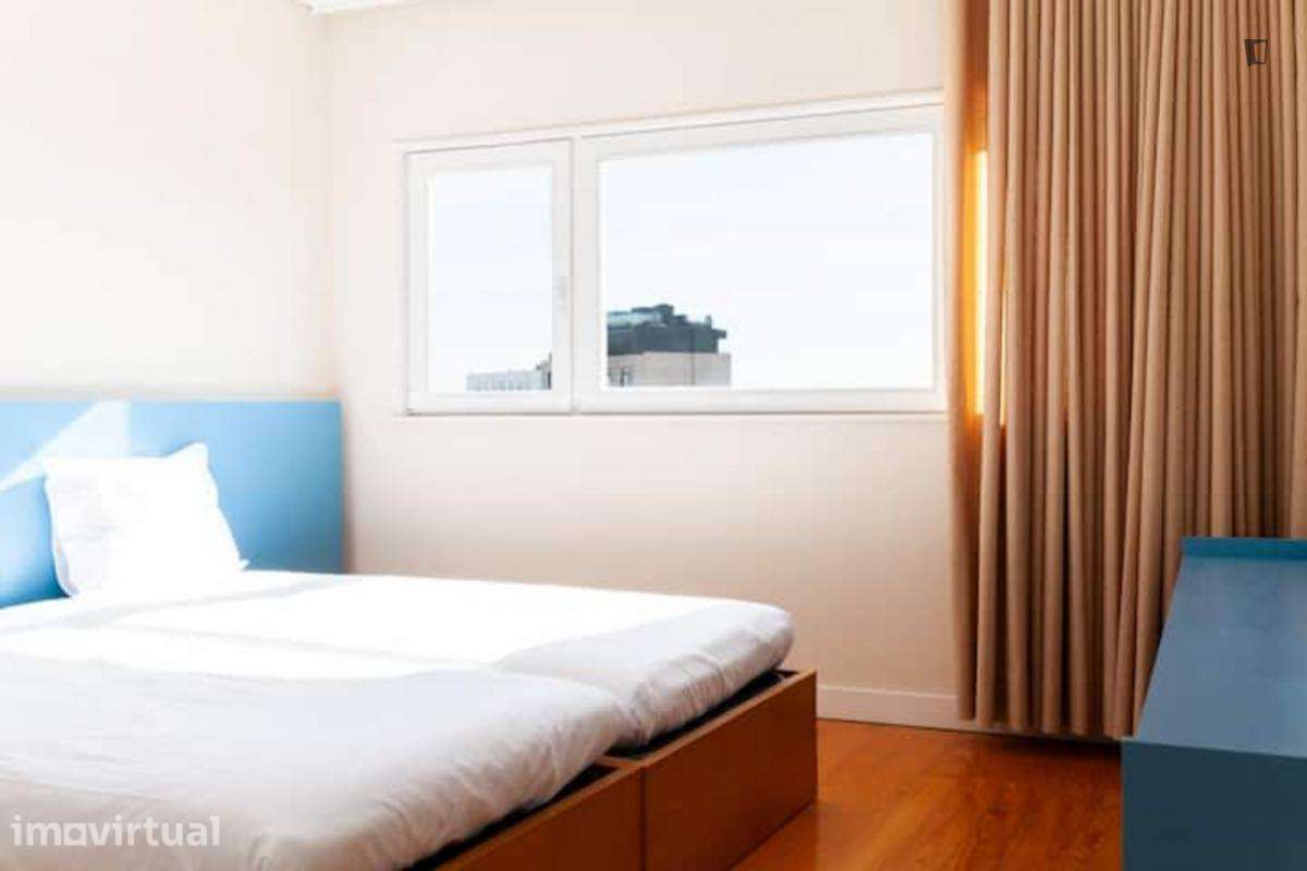 Apartamento com 1 quartos - localizado em Santo Ildefonso Porto - Grande imagem: 2/34