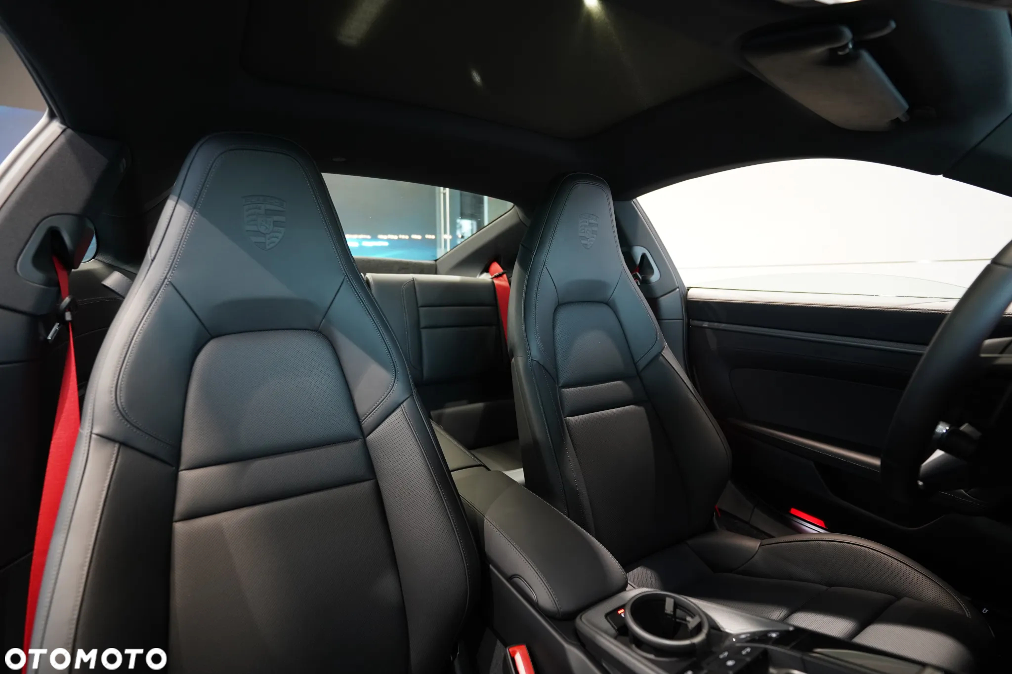 Porsche 911 Carrera S - 13