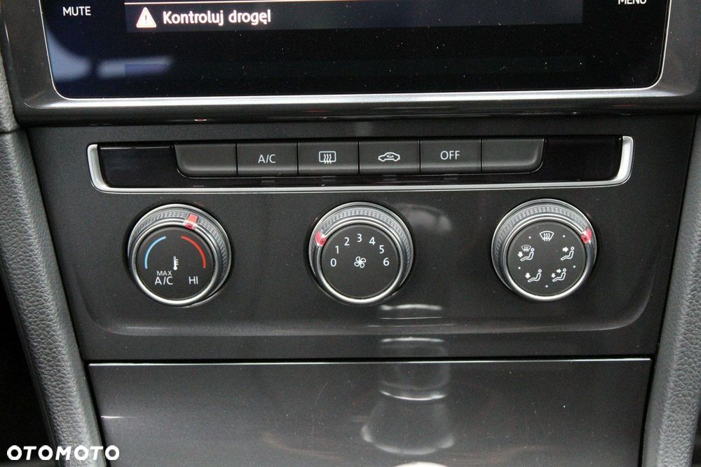 Volkswagen Golf 1.0 TSI Trendline - 17