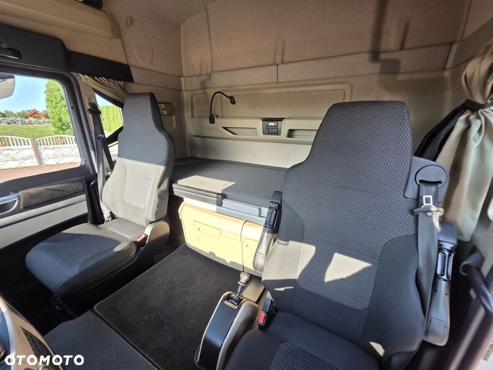 MAN TGL 12.250 / KONTENER / IZOTERMA / WINDA / 2019R / EURO 6 / PEŁEN SERWIS /  6 TON ŁADOWNOŚĆ  / SPROWADZONY / ZADBANY / JAK NOWY /  KSIĄŻKA SERWISOWA / E6 / 17 PALET - 22