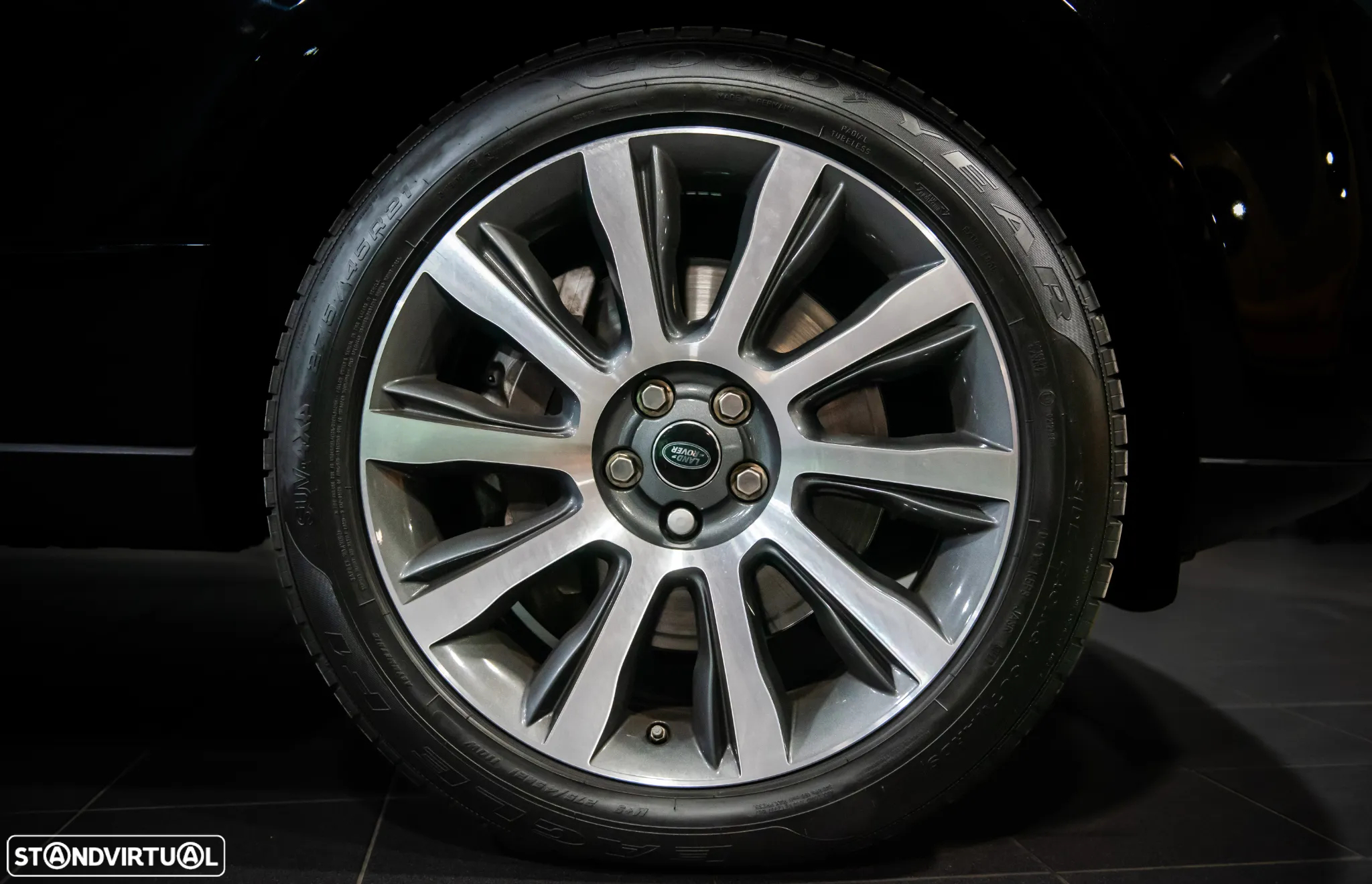 Land Rover Range Rover 4.4 SDV8 Vogue - 11