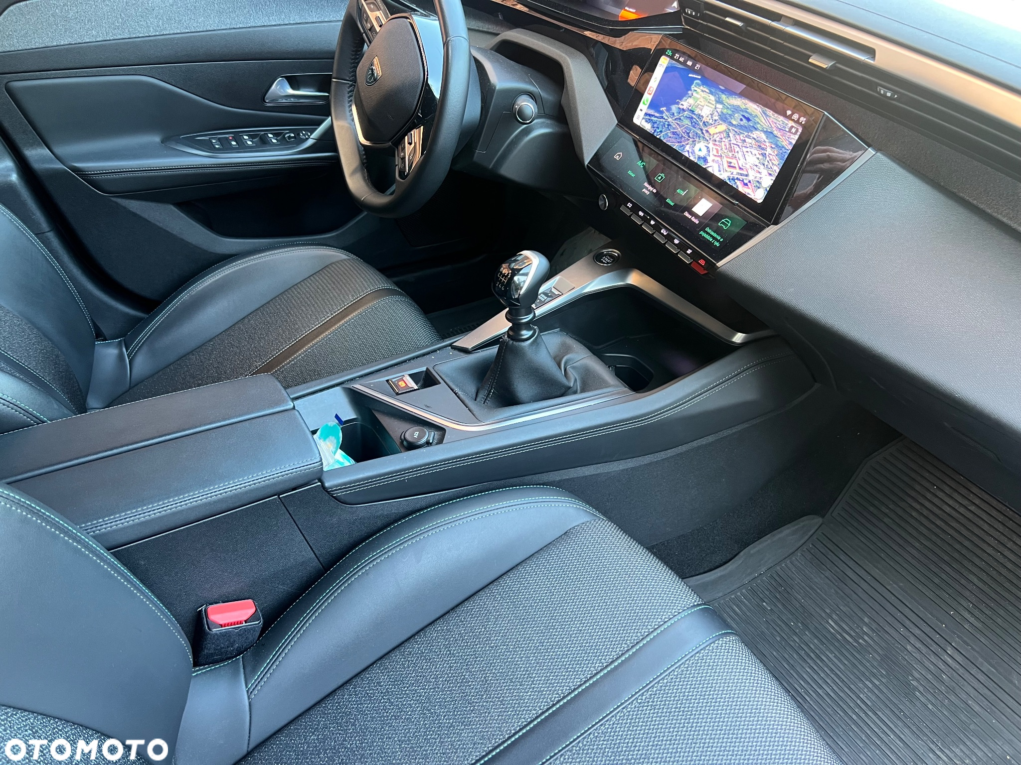 Peugeot 308 1.2 PureTech GPF Allure Pack S&S - 31