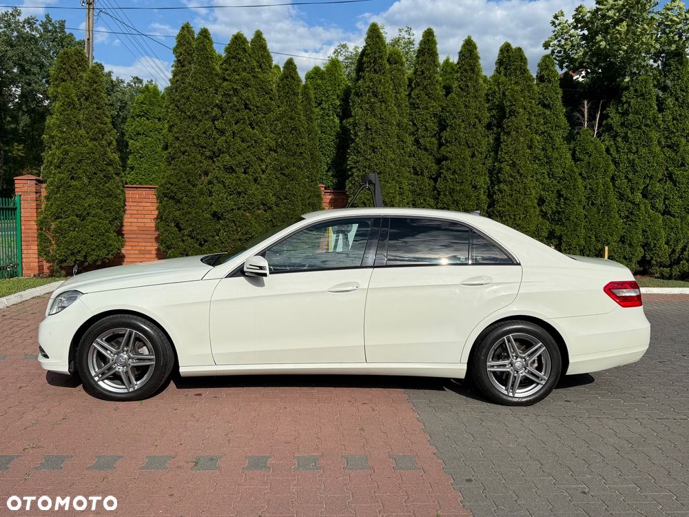 Mercedes-Benz Klasa E 200 CDI DPF BlueEFFICIENCY 7G-TRONIC Elegance - 5