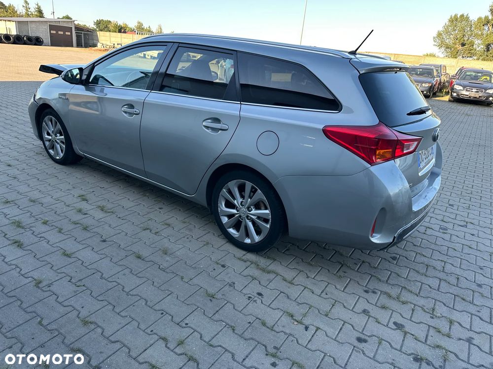 Toyota Auris 1.8 HSD Luna - 5