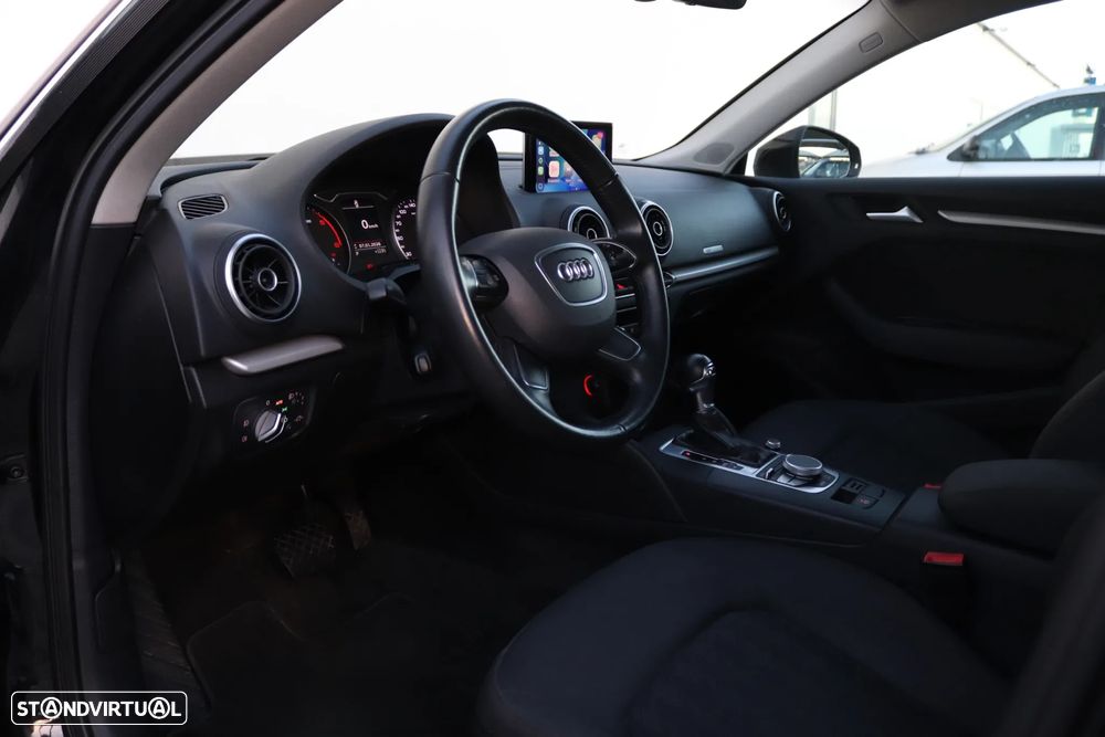 Audi A3 Sportback 1.6 TDI Advance S tronic - 29