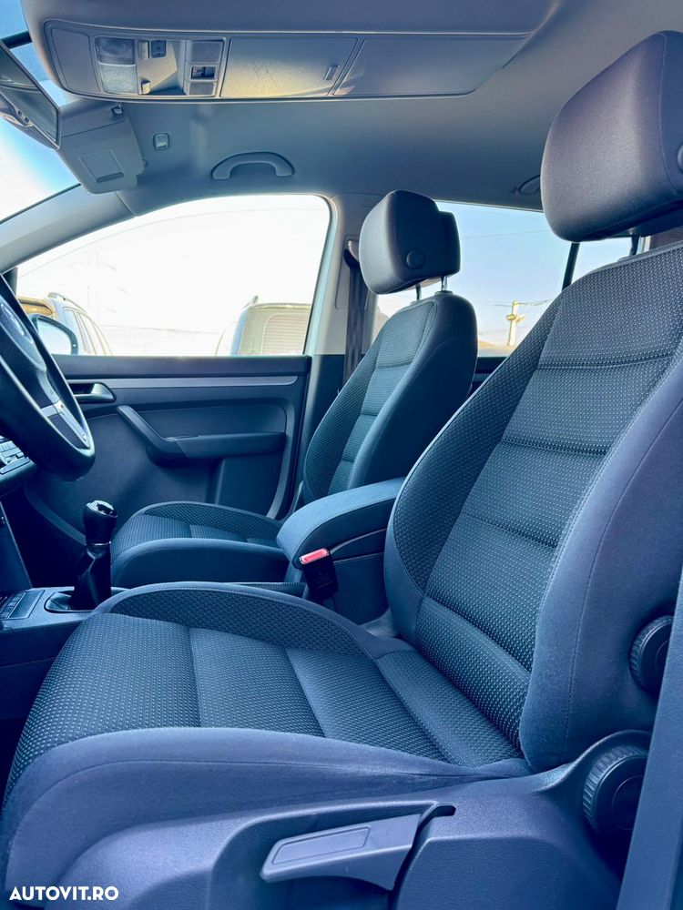 Volkswagen Touran 1.6 TDI DPF BlueMotion Technology Comfortline - 30