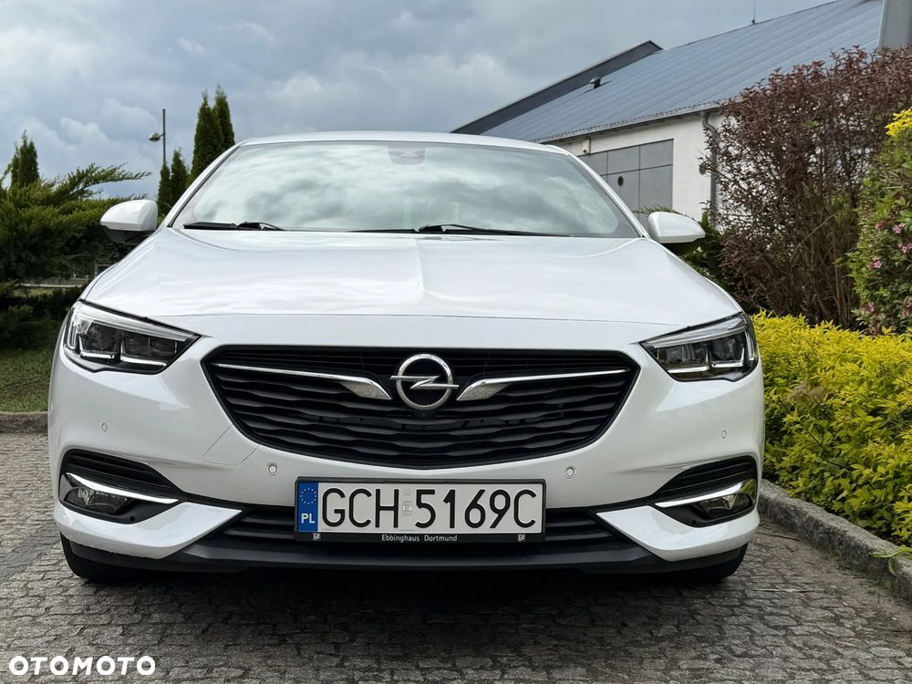 Opel Insignia ver-1-5-di-turbo - 10