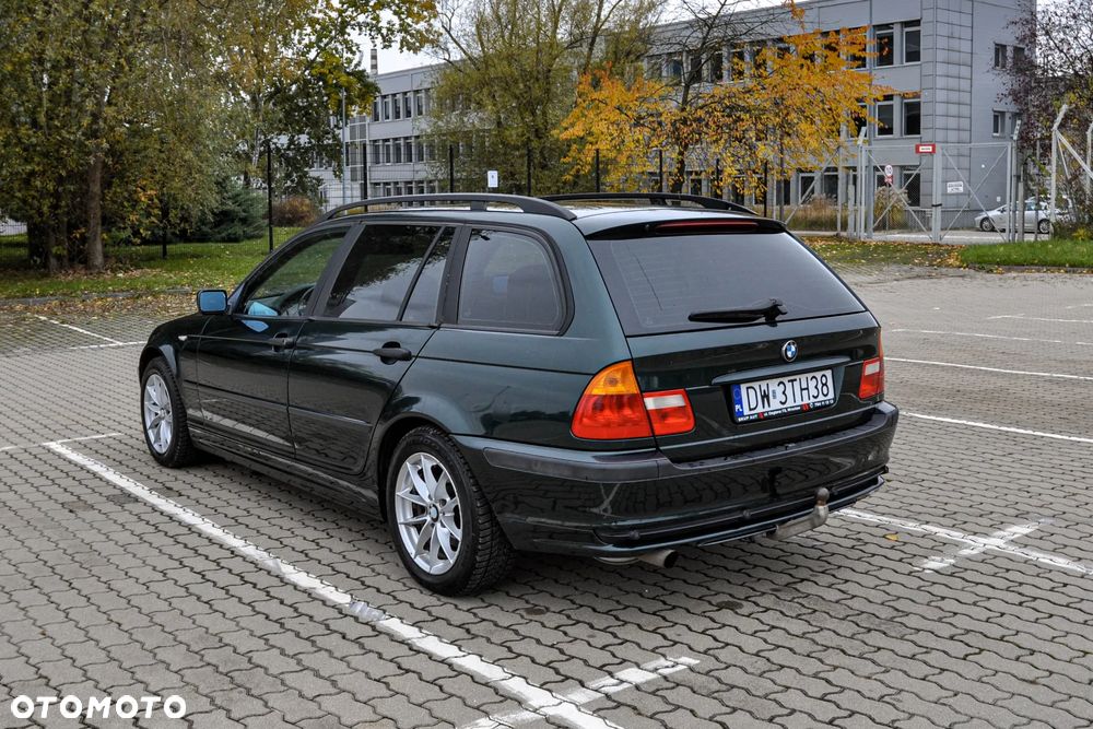 BMW Seria 3 316i Touring - 3