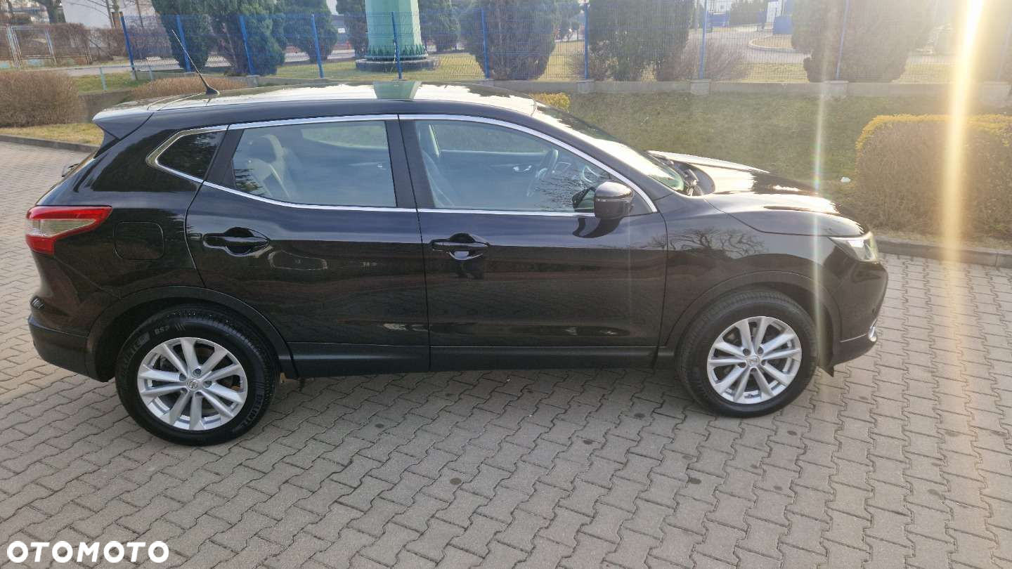 Nissan Qashqai 1.6 DCi N-Connecta - 8
