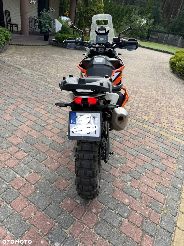 KTM Adventure 890 - 4
