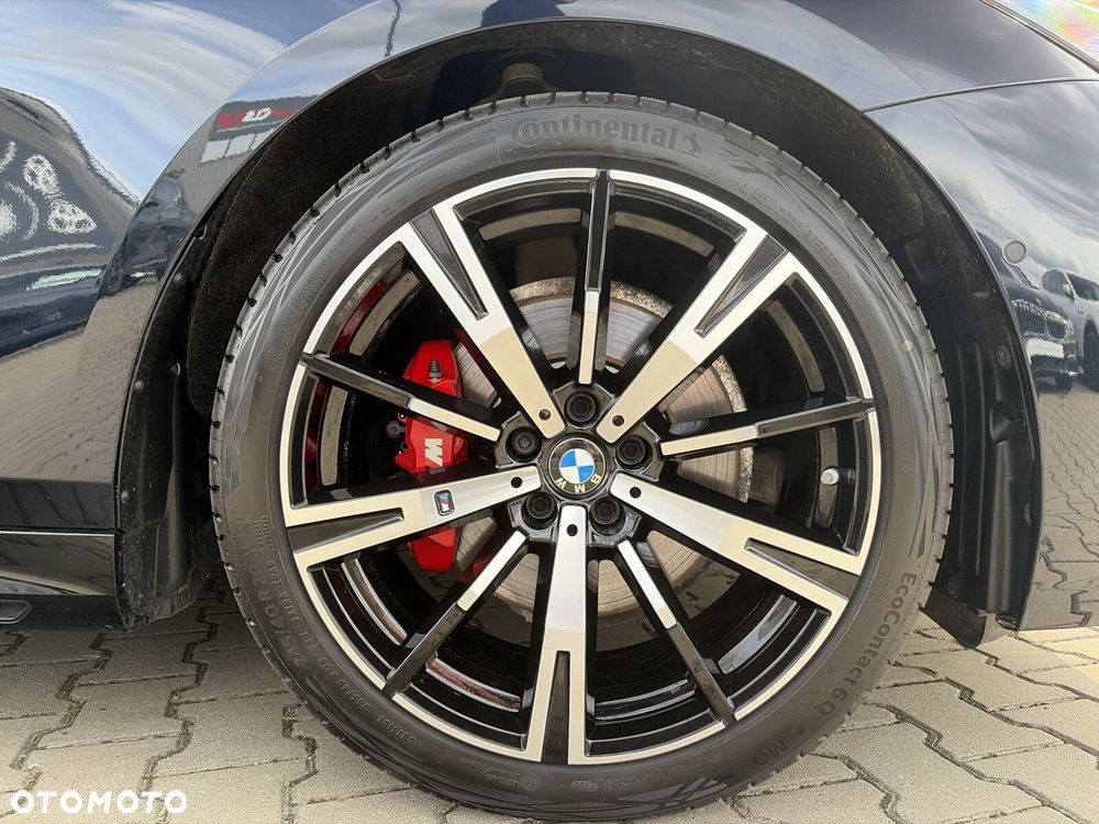 BMW Seria 5 520d xDrive mHEV M Sport - 10