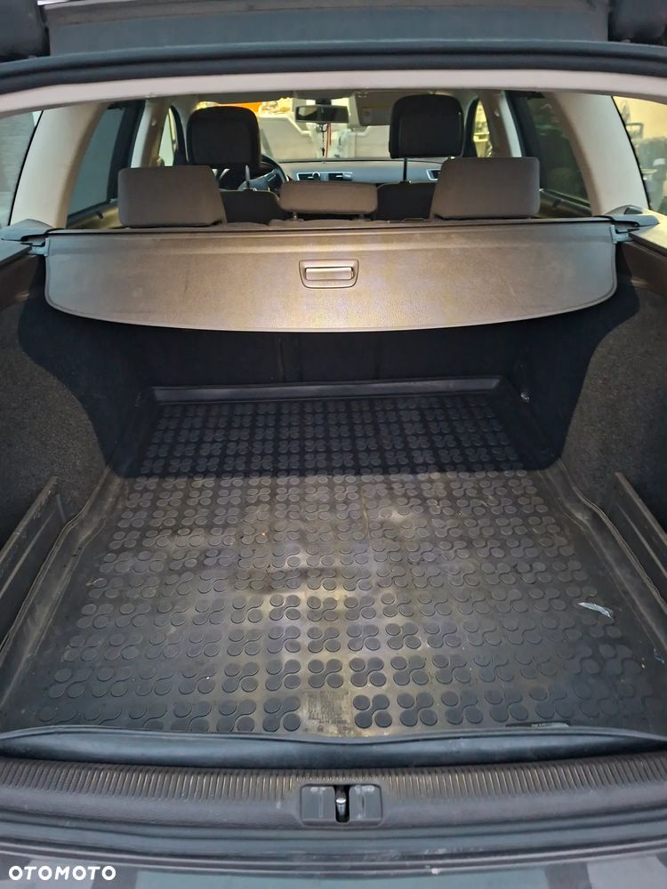 Volkswagen Passat 2.0 TDI Comfortline R-Style DSG - 12