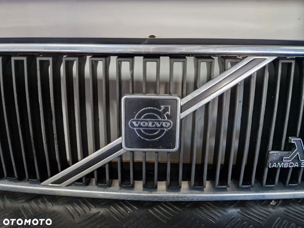 VOLVO 740 GRILL ATRAPA CHŁODNICY - 3