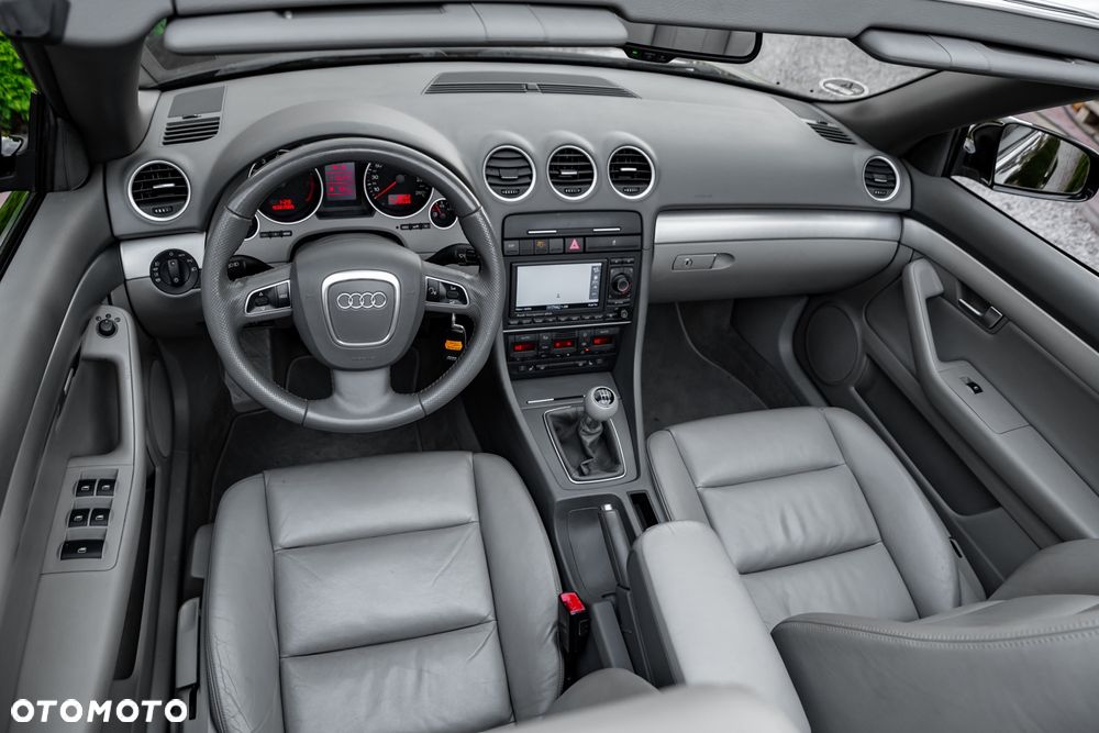 Audi A4 Cabrio 1.8 T - 39