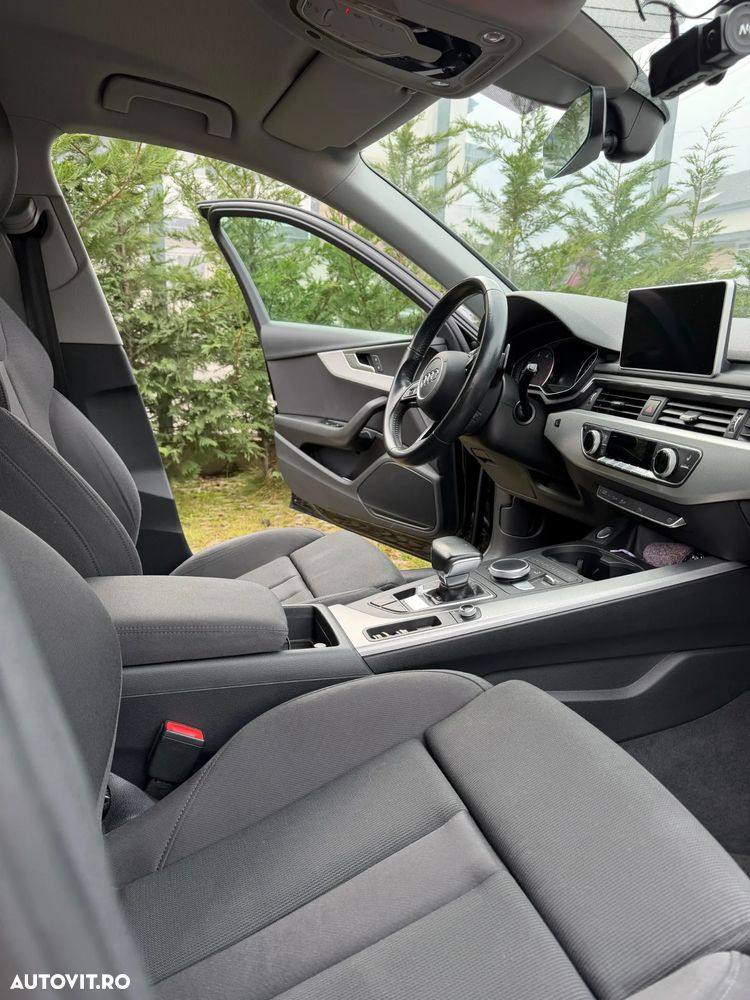 Audi A4 2.0 TDI S tronic - 13