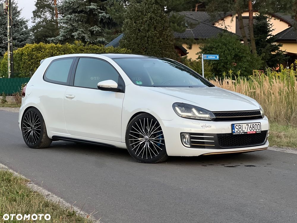 Volkswagen Golf 2.0 TDI GTD - 23