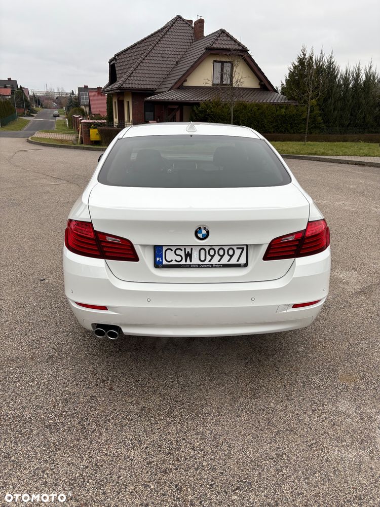BMW Seria 5 518d - 9