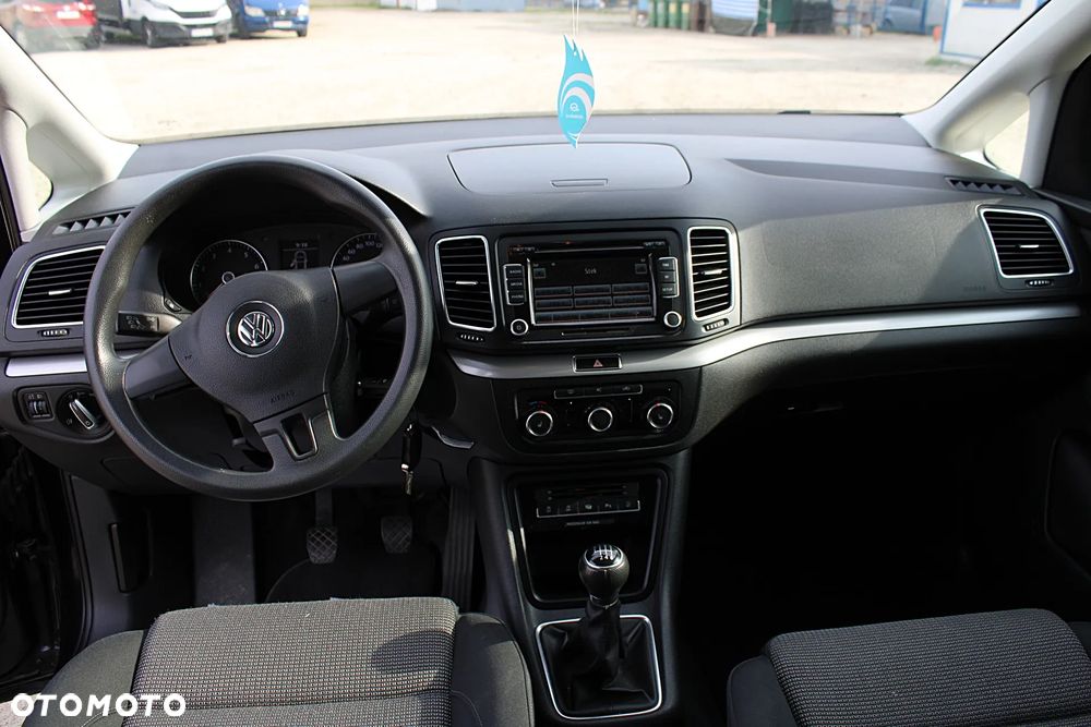 Volkswagen Sharan - 15