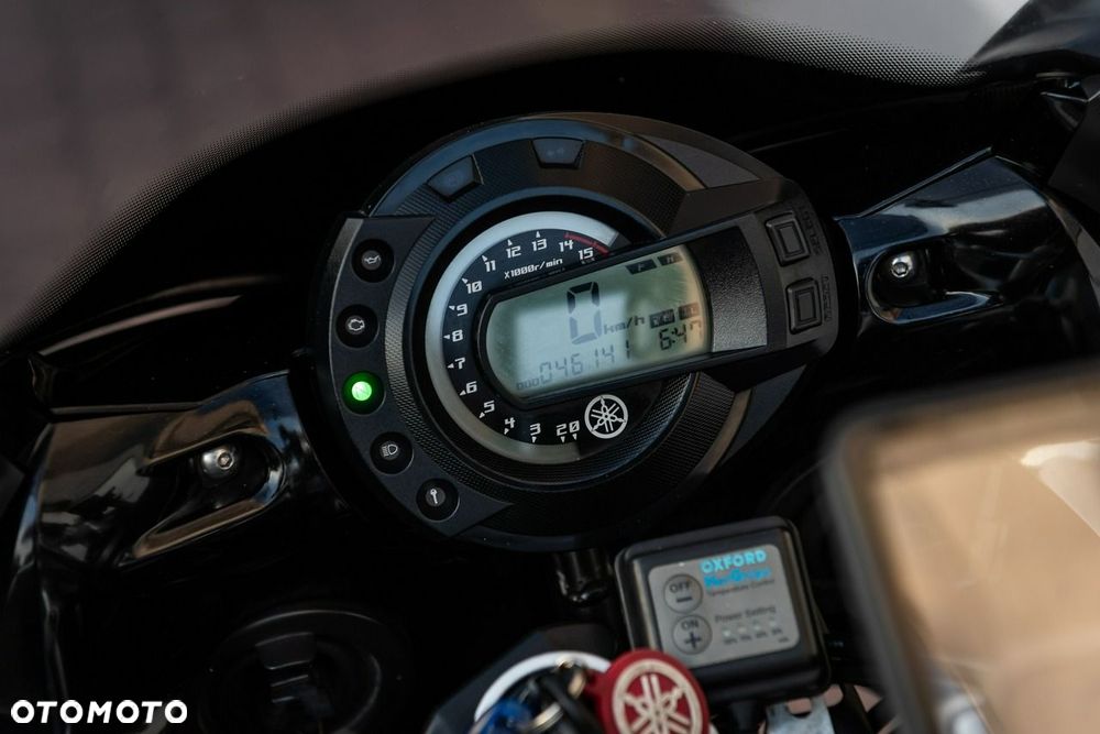 Yamaha FZ - 8