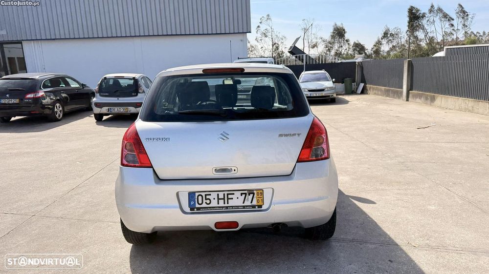 Suzuki Swift 1.3 DDiS GLX - 4