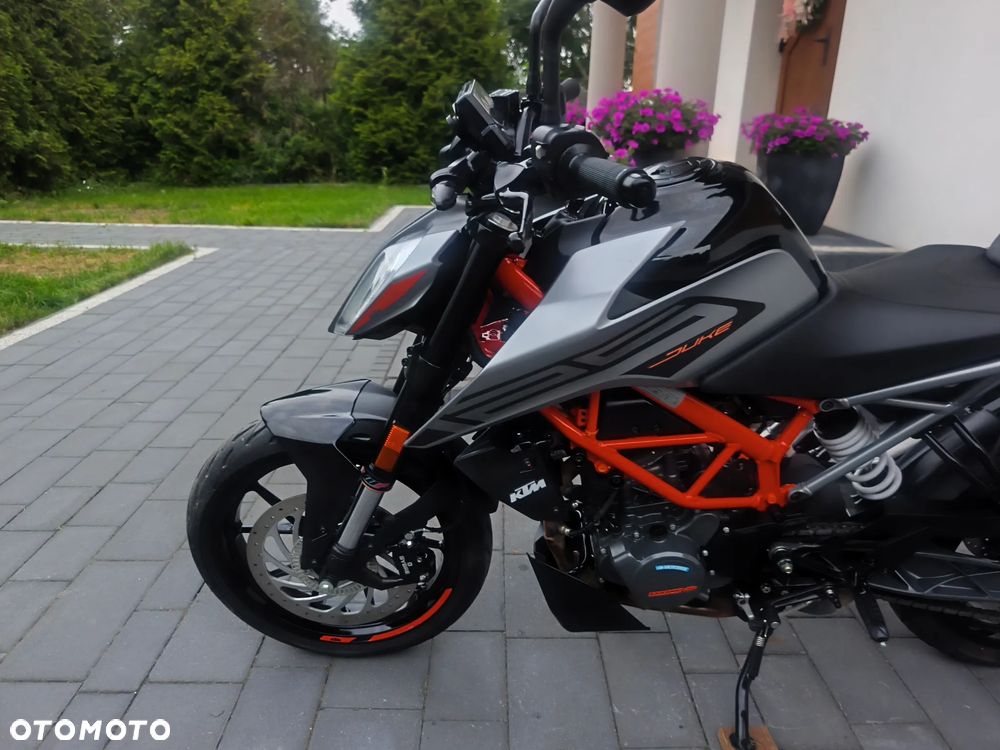 KTM Duke - 21