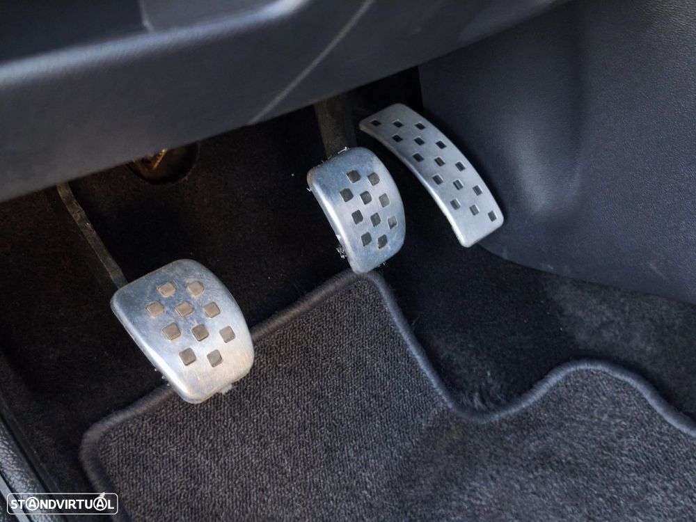 Renault Clio Sport Tourer 0.9 TCe GT Line - 22