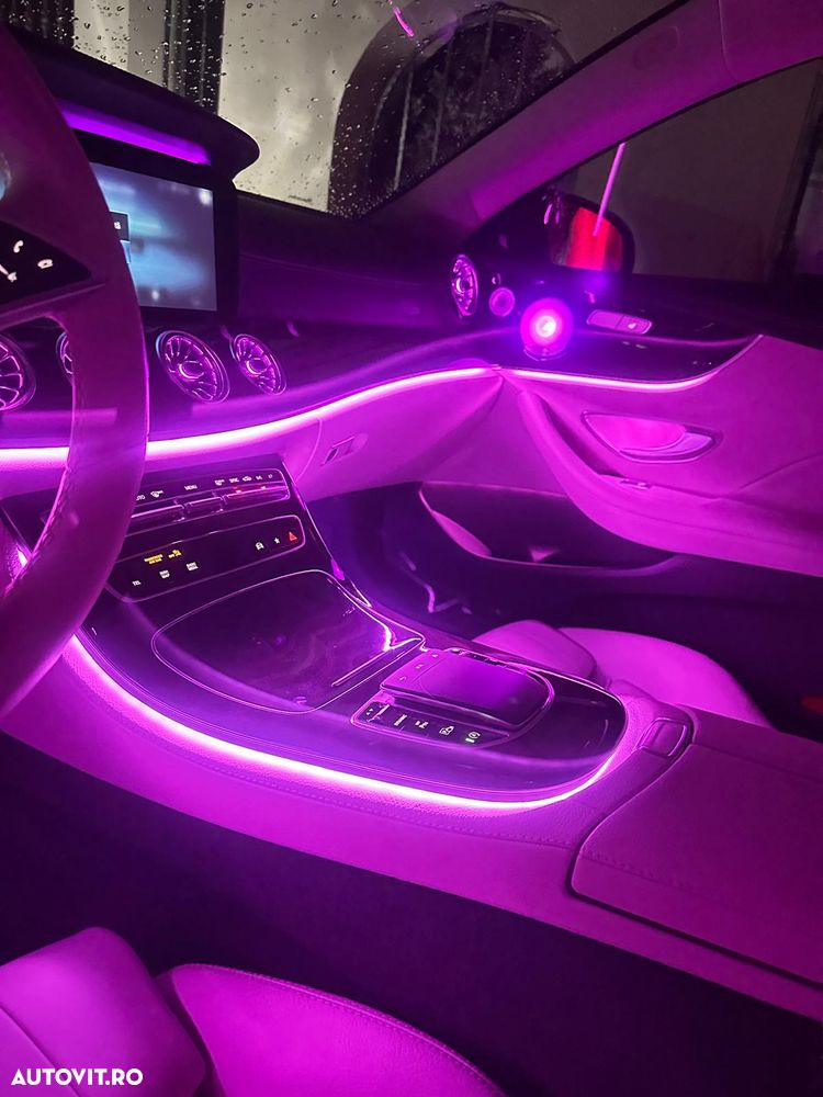 Mercedes-Benz E - 27