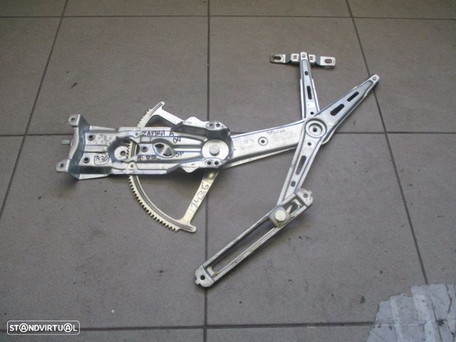 Elevador Sem Motor 13132221 OPEL ZAFIRA A 2004 5P FD - 1