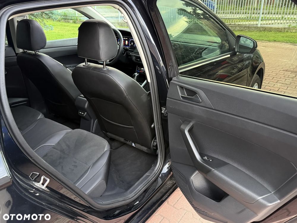 Volkswagen Polo 1.0 TSI Highline DSG - 18