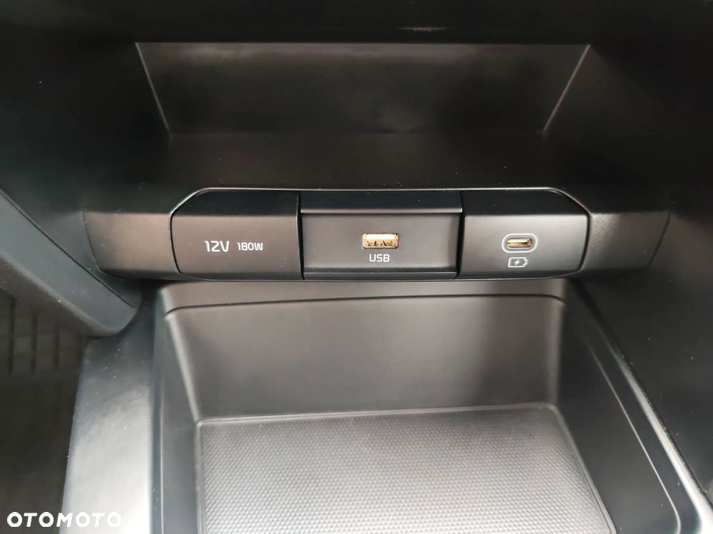 Kia Ceed 1.5 T-GDI M - 24