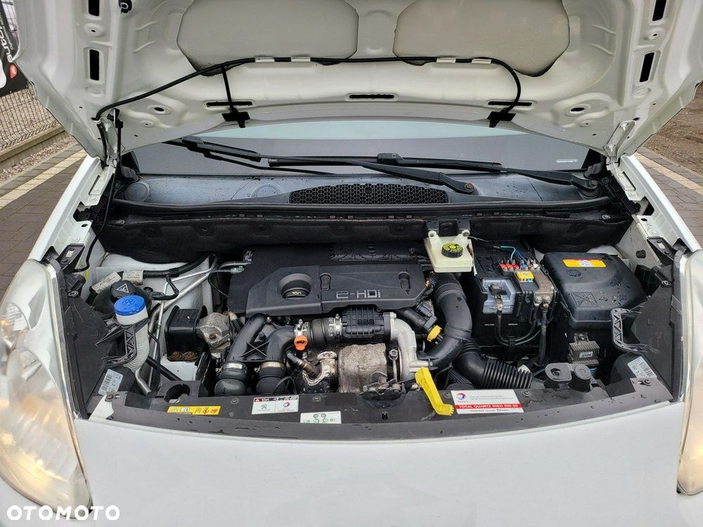 Peugeot Partner - 23