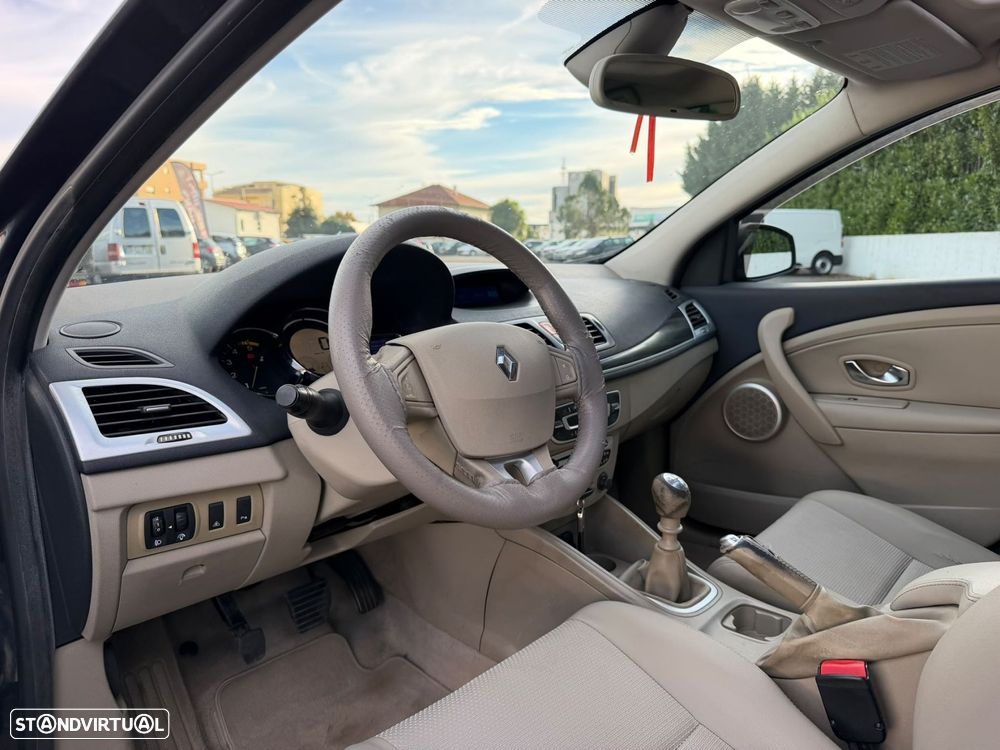 Renault Mégane Sport Tourer 1.5 dCi Dynamique - 7
