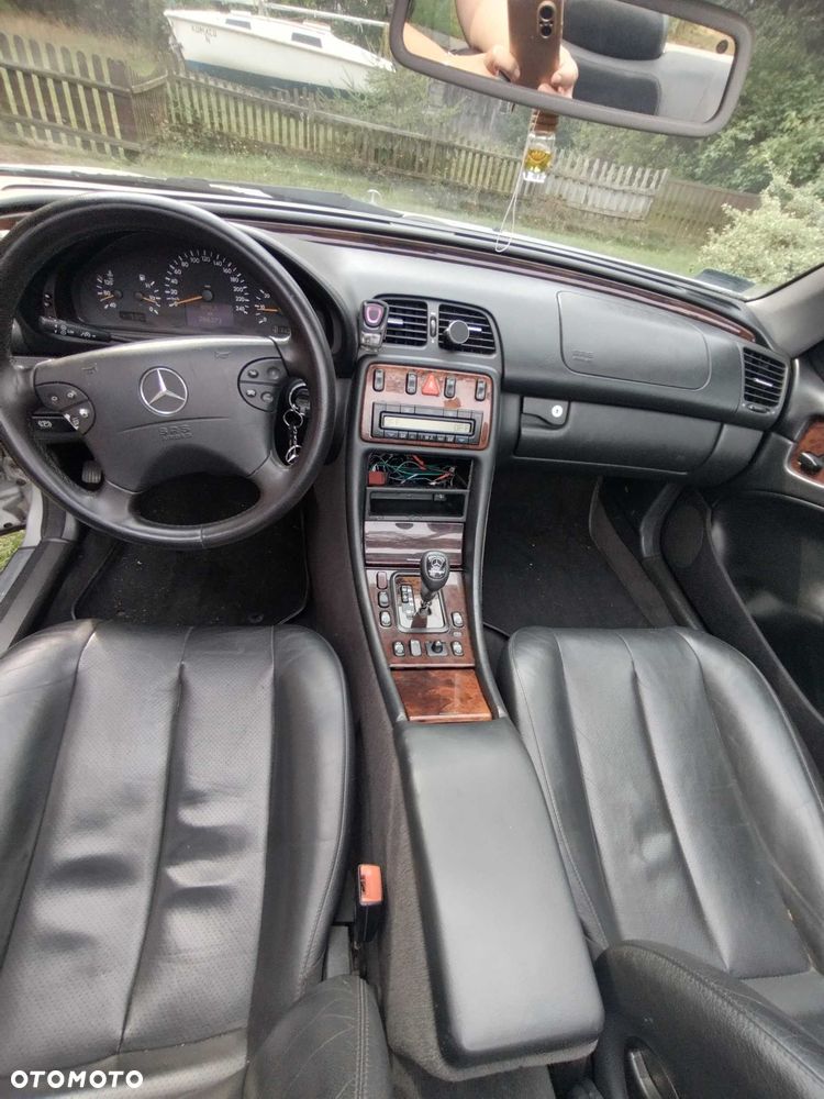 Mercedes-Benz CLK - 3