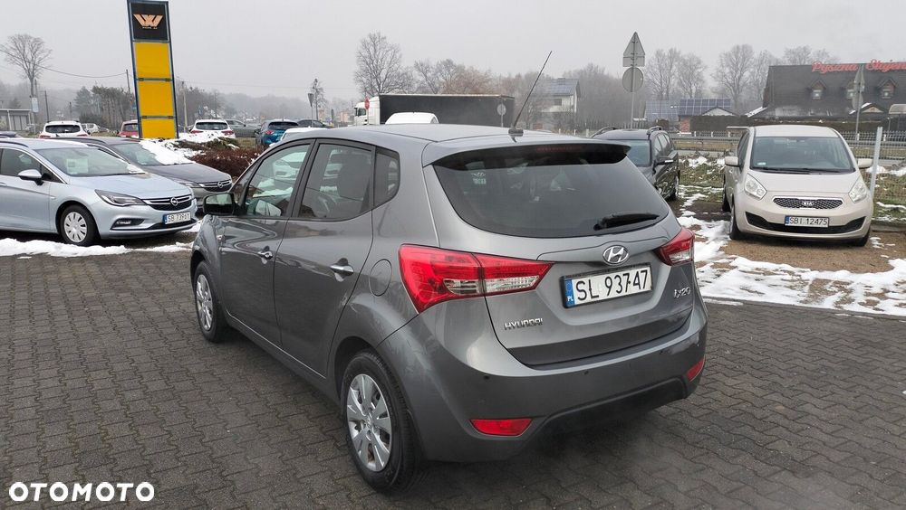 Hyundai ix20 - 3