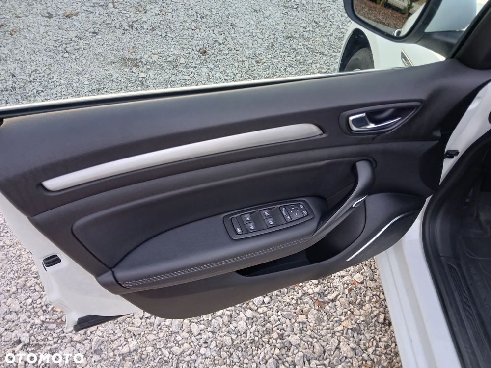 Renault Megane 1.5 Blue dCi Intens - 29