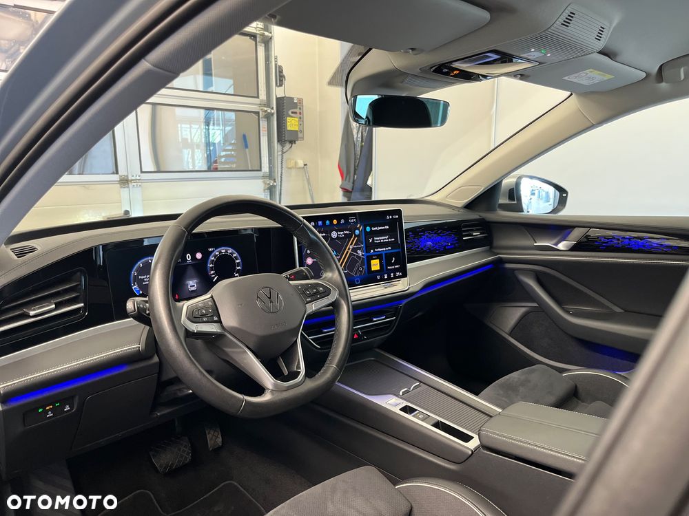 Volkswagen Passat - 9