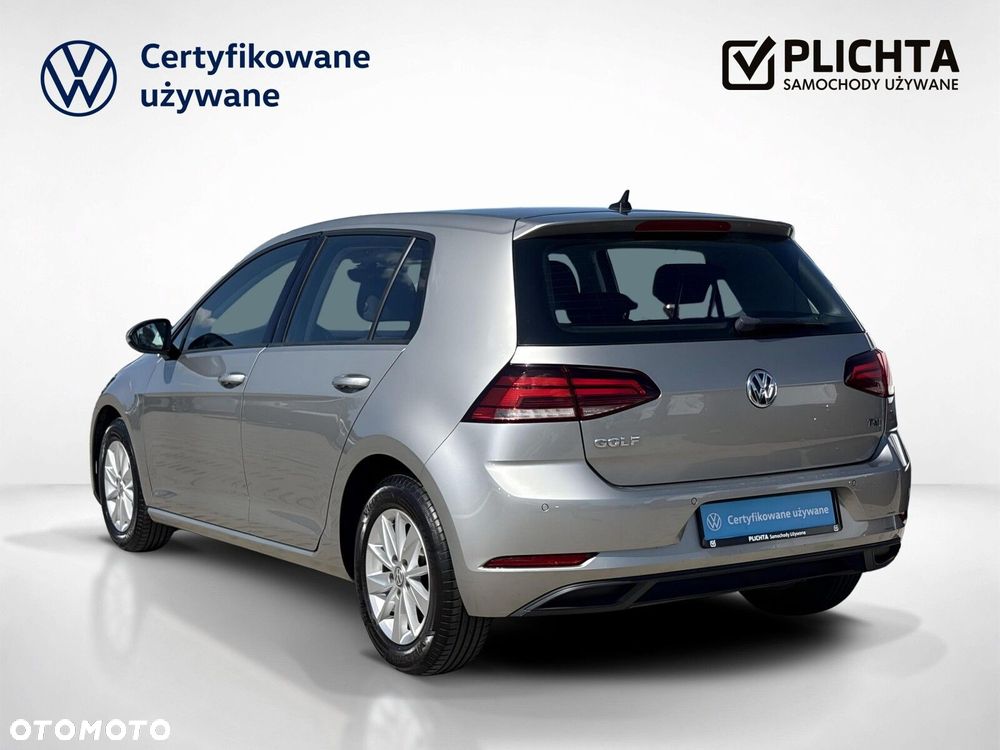 Volkswagen Golf - 4