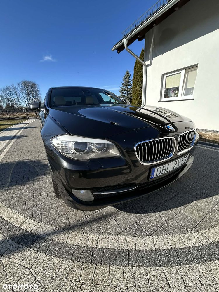 BMW Seria 5 525d Luxury Line - 5