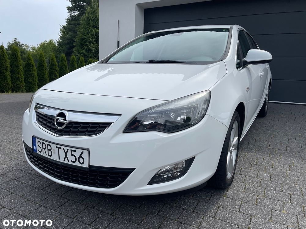 Opel Astra 1.4 Turbo Sport - 4