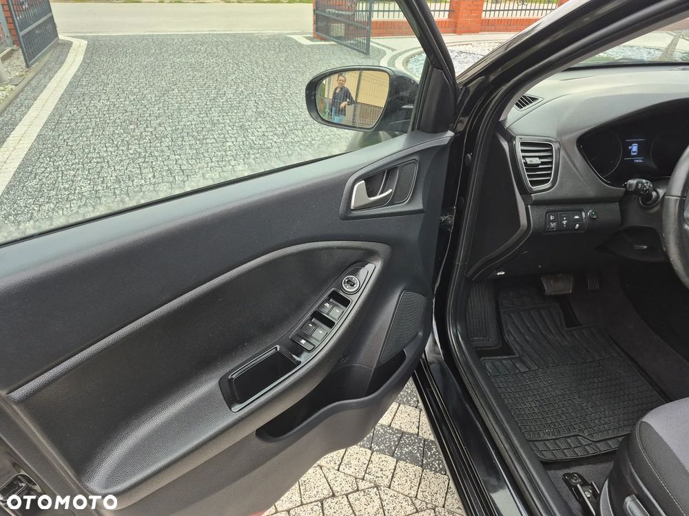 Hyundai i20 - 16