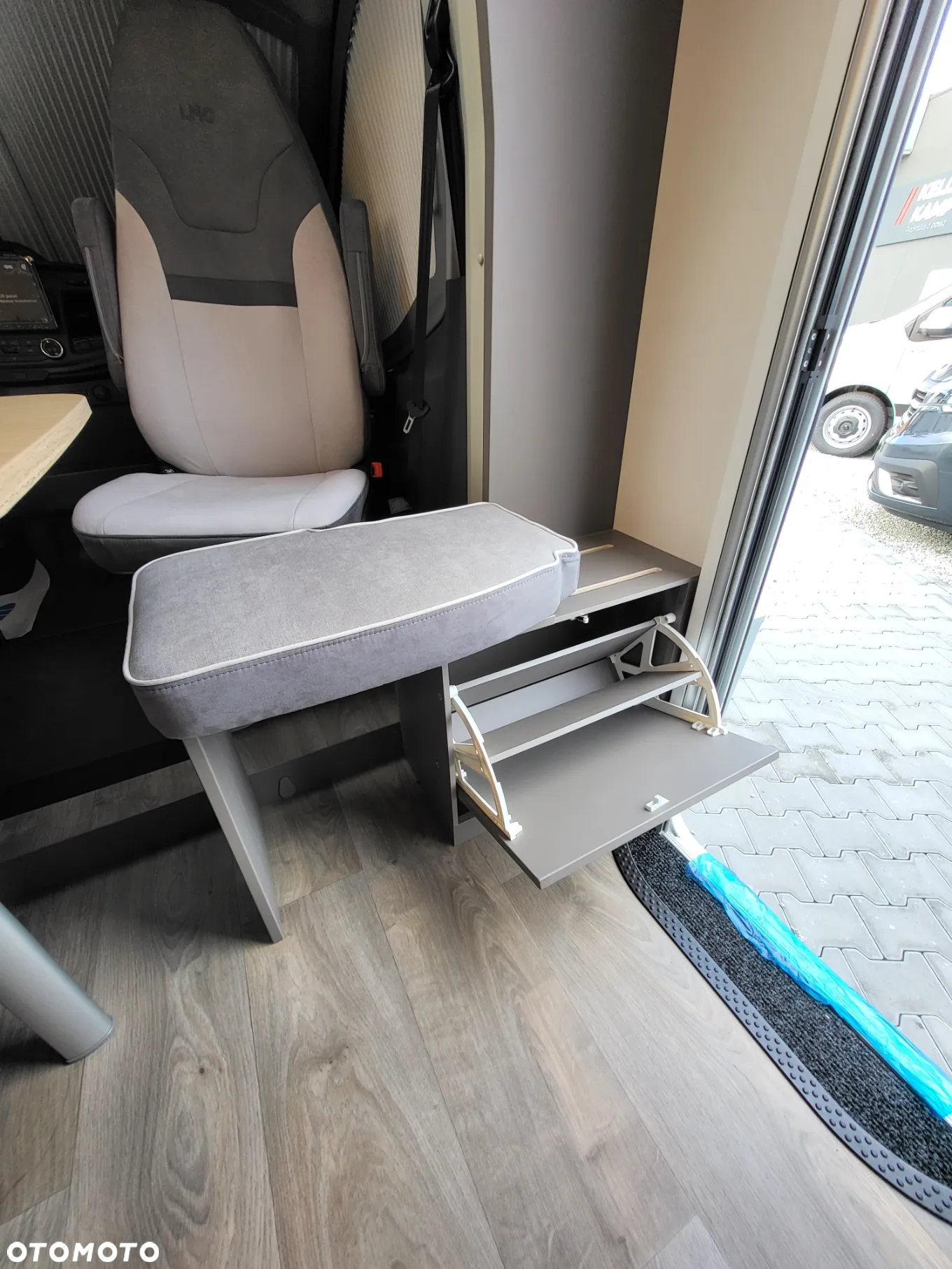 LMC Tourer Lift H664G / Ford Transit - 13