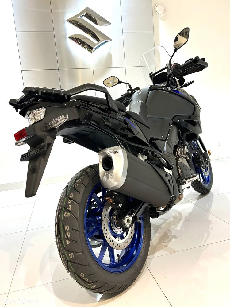 Suzuki V-STROM - 10