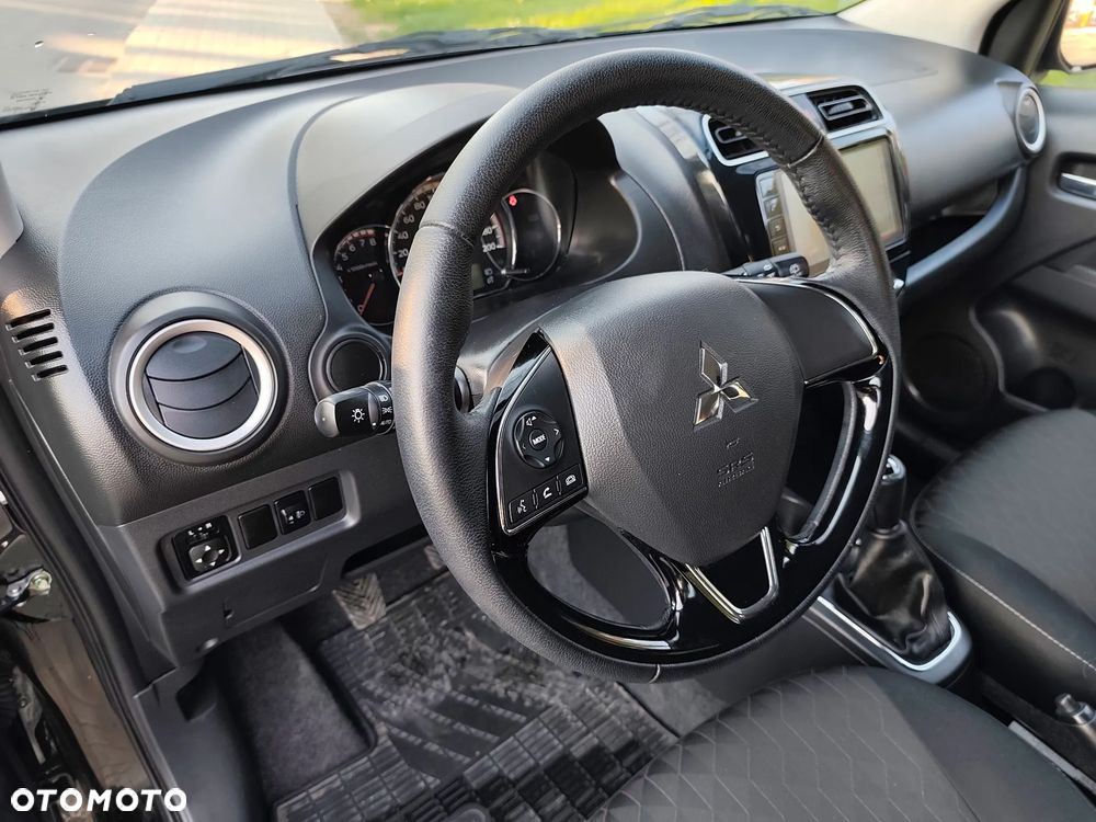 Mitsubishi Space Star - 15